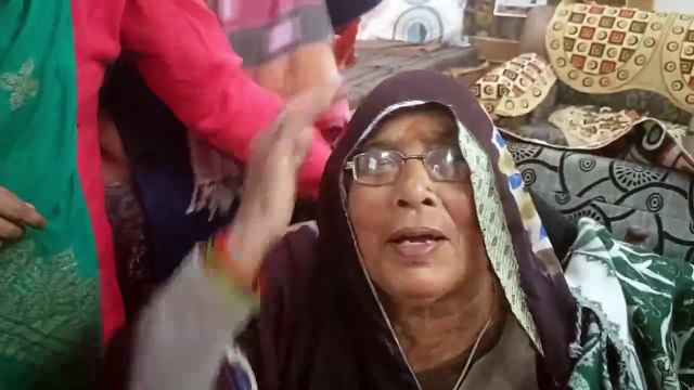 मां बोली...सब गिरिराज महाराज का आशीर्वाद