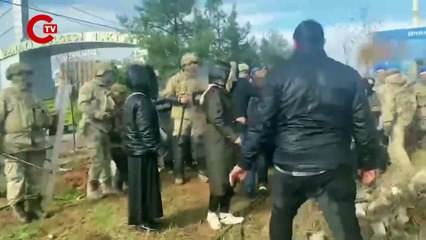 Haklarını arayan Özak Tekstil işçilerine gaz, cop, gözaltı: Milletvekillerini de sürüklediler!