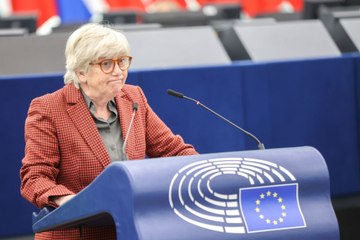 El silenci impactant de Ponsatí al ple de l’eurocambra per a denunciar “la hipocresia” amb el català