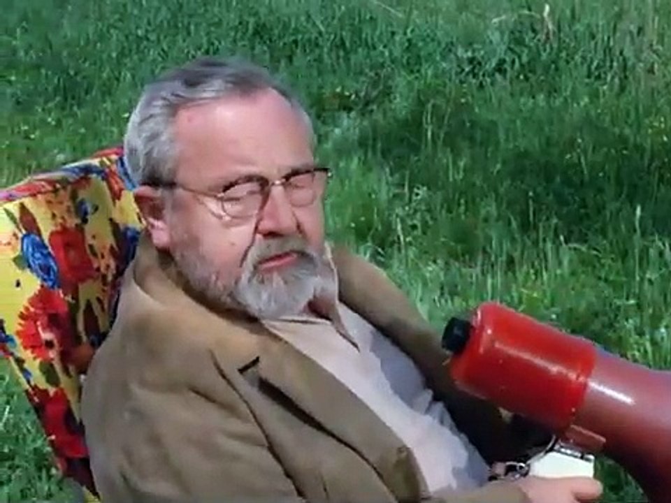 8.pan_tau_packt_die_koffer_(16.04.1972).mp4 (360p)