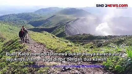 Pesona Dua Kawah yang Mengapit Keindahan Bukit Kaba, Begitu Eksotis