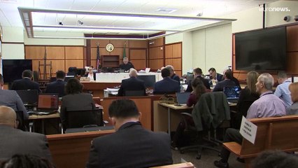 فيديو: محاكمة ثلاثة شرطيين أمريكيين في قضية مقتل رجل أسود عام 2022