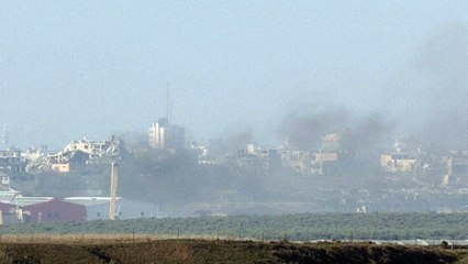 أعمدة دخان تتصاعد من شمال غزة عقب غارات إسرائيلية