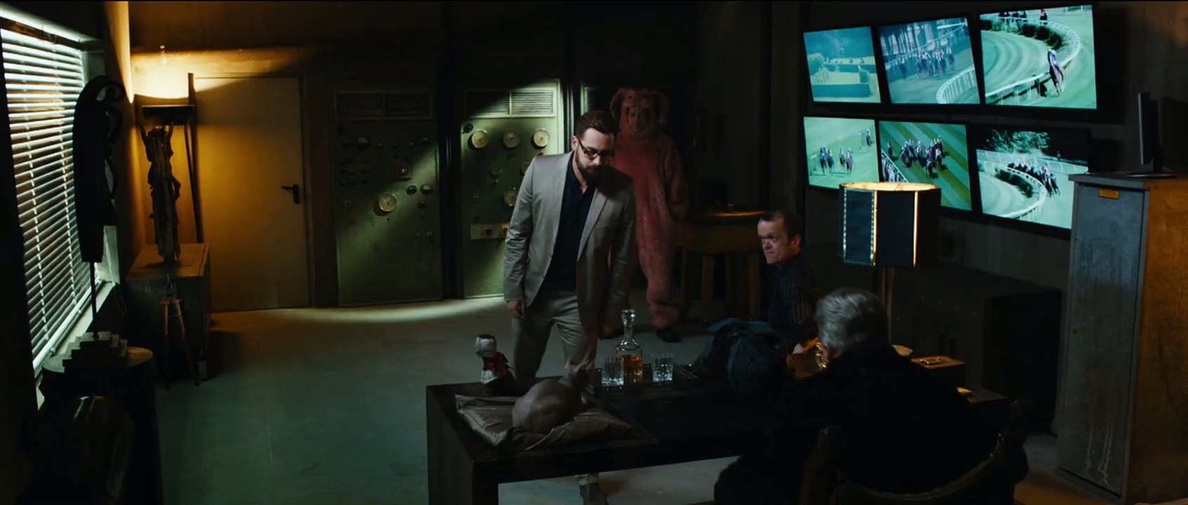 Halbe Brüder | movie | 2015 | Official Trailer