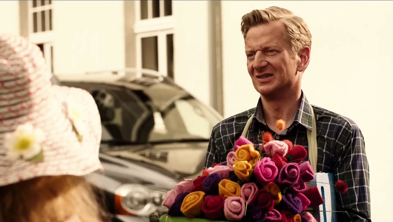 Die Vampirschwestern | movie | 2012 | Official Trailer