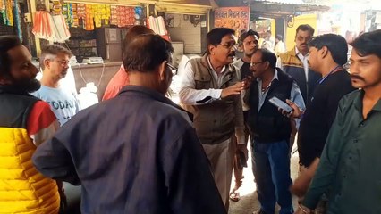 दुकान के बाहर सडक़ पर सामान रखने वालों पर ठोका जुर्माना, अब नहीं सुधरे तो होगी जब्ती की कार्रवाई