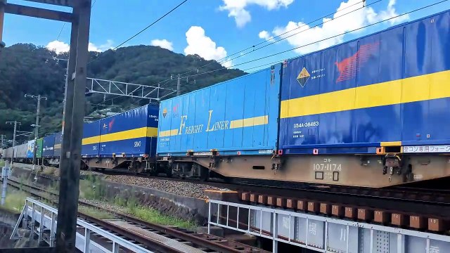 PXL_20230826_133142 1055列車・1055レ Train 1055, 1055 Les.