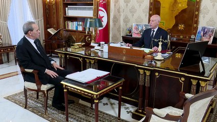 رئيس الدولة: على مسؤولي الإدارة تحمل مسؤولياتهم أو انتظار تطهيرها(فيديو)