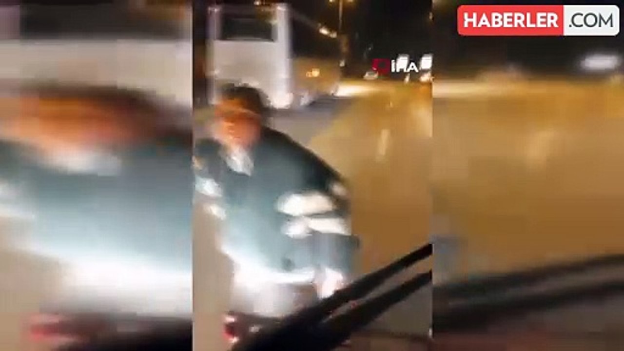 Ankara'da Araç ve Belediye Otobüsü Personeli Arasında Tartışma