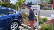 Un fallo de Autopilot obliga a retirar 2 millones de Tesla