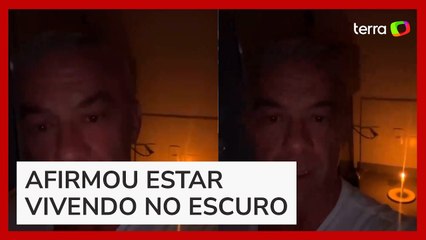Alexandre Correa grava vídeo à luz de velas e diz estar morando de favor: 'Sem luz há seis dias'
