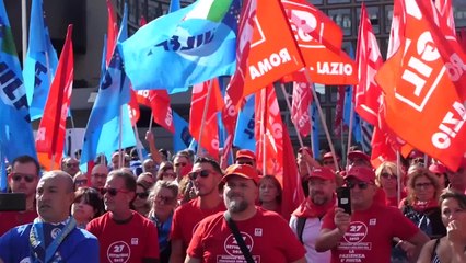 Cgil:  "Piu' occupati ma precari e sempre meno giovani"