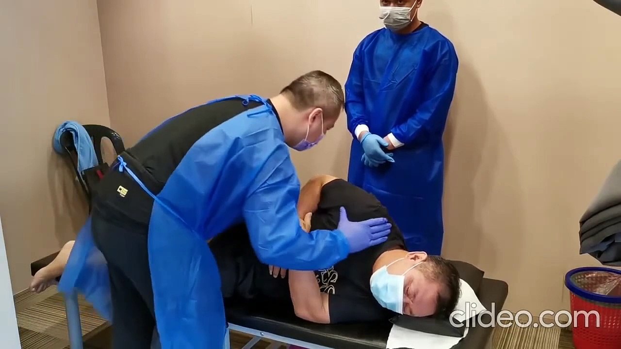 كيف يعالج كريس لونج التهاب العصب الوركي.. عرق النسا