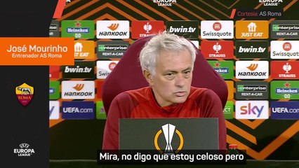 Video herunterladen: El palo de Mourinho a Guardiola por sus fichajes 'millonarios'