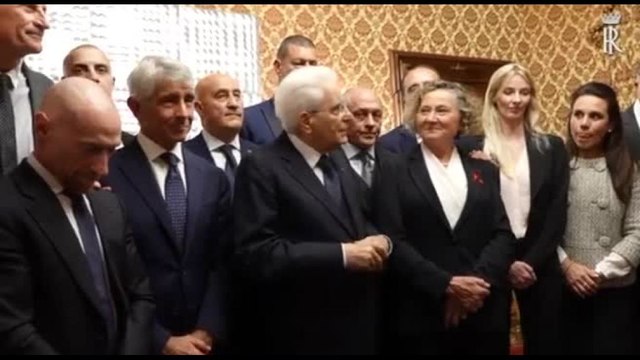 Mattarella incontra al Quirinale le leggende dello sport italiano