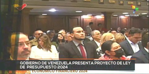 Tải video: TeleSUR Noticias 15:30 13-12: Gobierno de Venezuela presenta Proyecto de Ley de Presupuesto 2024