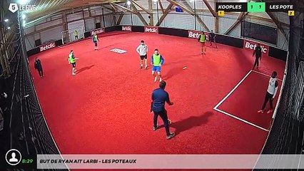But de Ryan Ait larbi - Les poteaux