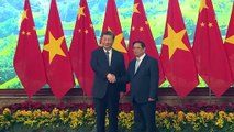 Xi Jinping encerra visita ao Vietnã