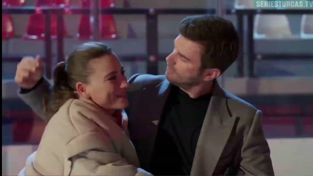 24-1 AILE ❤️ (La Familia) 2ª Parte Capítulo 24 V.O.S. ESPAÑOL HD ❤️ Kıvanç Tatlıtuğ y Serenay Sarıkaya (1)