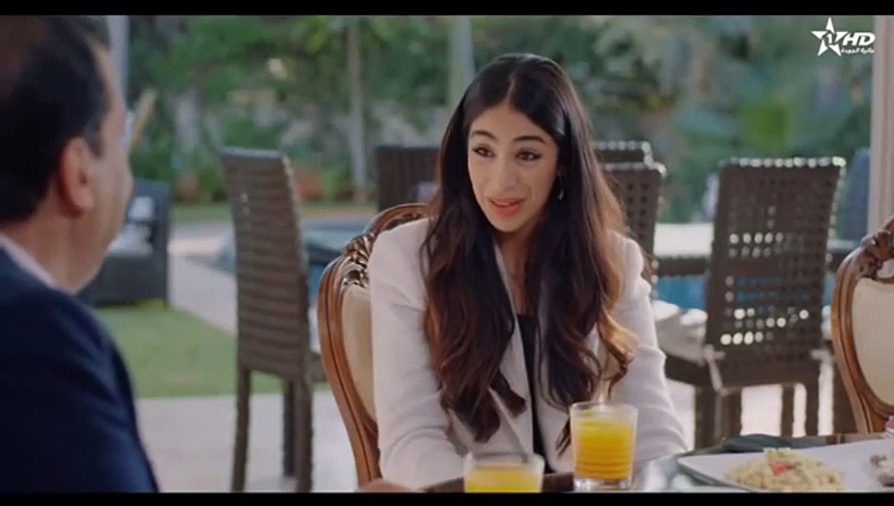 إيلا ضاق الحال الحلقة 17