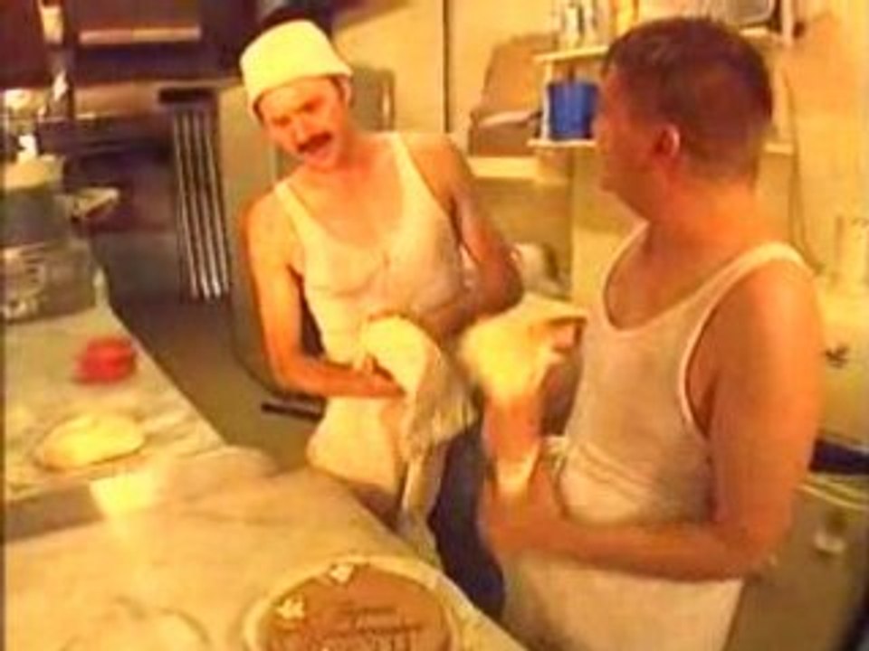 Les Gros Cons - Le Boulanger -