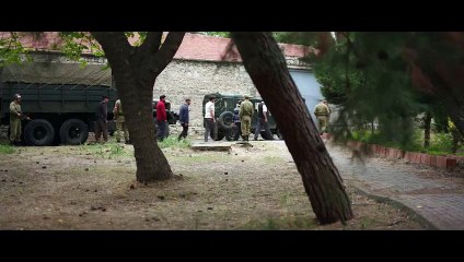 GÜNEŞİ BEKLERKEN SİMİTÇİ