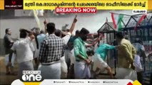 ശബരിമലയിലെ തിരക്ക്; ദേവസ്വം മന്ത്രിയുടെ ക്യാമ്പ് ഓഫീസിലേക്ക് കോൺഗ്രസ് പ്രതിഷേധം