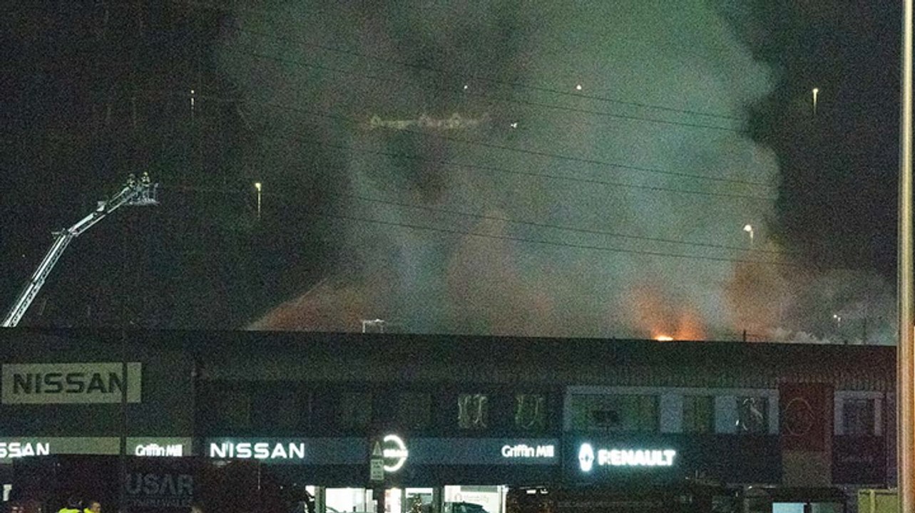 Treforest: Huge smoke cloud fills sky as fire rages after ‘explosion’ in South Wales