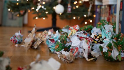 Geschenkpapier in den Ofen - keine zündende Idee