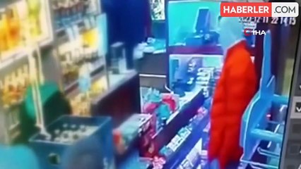 Denizli'de Genç Kızın Çantasından Kredi Kartı Çalındı