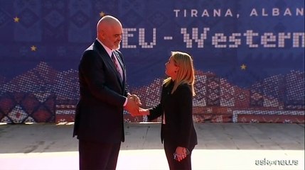 Migranti, l'Alta Corte albanese sospende accordo con l'Italia