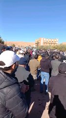 صرخة رجال ونساء التعليم أمام مديرية تنغير