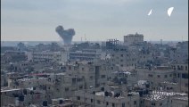أعمدة دخان تتصاعد من رفح عقب قصف إسرائيلي