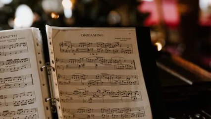 Santé mentale: les musiques de Noël très mauvaises pour le moral ?