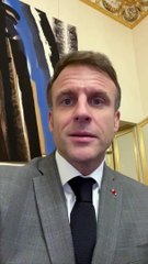 Emmanuel Macron lance le système de leasing de voitures électriques à 100 euros par mois pour les plus modestes, une promesse de campagne qui sera concrétisée le 1er janvier - Regardez
