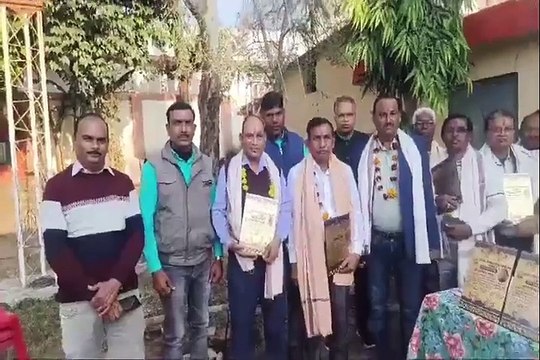 ट्राइबल वेलफेयर टीचर्स एसोसिएशन ने सेवानिवृत्त 29 शिक्षकों का किया सम्मान