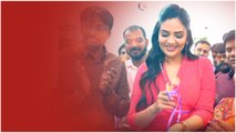 Actress Sreemukhi ఎంత క్యూట్ గా నవ్వుతుందో .. అందుకే తెలుగు Anchor గా ఫుల్ బిజీ | Telugu OneIndia