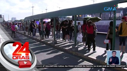 Pahirapan sa pagsakay, naranasan ng mga commuter sa unang araw ng tigil-pasada | 24 Oras