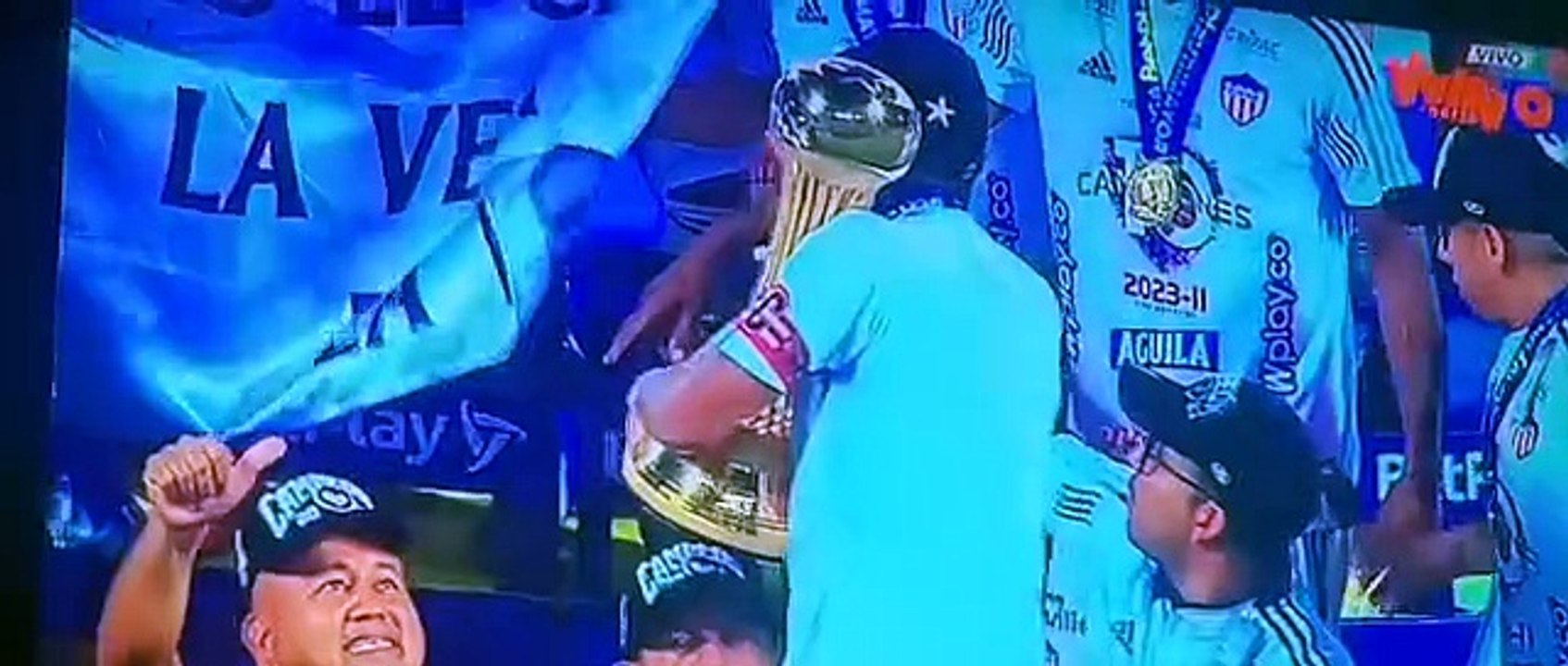 JUNIOR CAMPEON