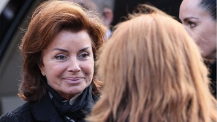 GALA VIDEO - Dominique Tapie, sa fille Sophie “tapée dans le thorax” : ces “signes” de Bernard qu’elle reçoit