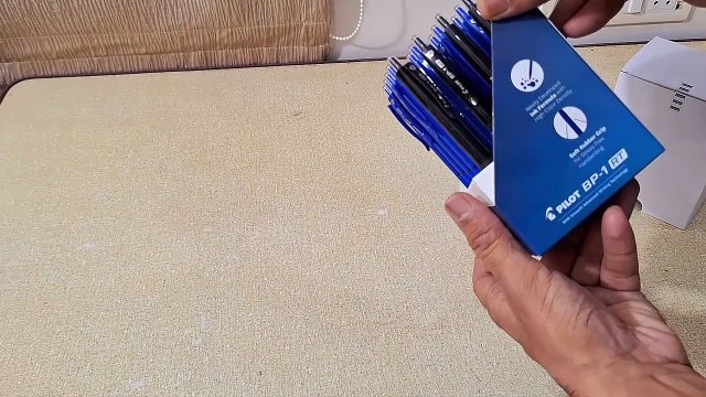 Unboxing and Review of Pilot BP-1 RT 0.7mm Fine Tip Ball Pen with Soft Rubber Grip