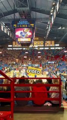 Match de Basket Universitaire aux États-Unis