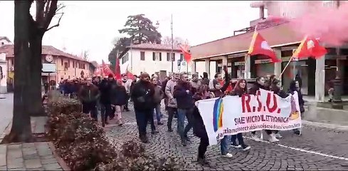 Cologno Monzese: dipendenti Siae Microelettronica in corteo: "Subito un piano di rilancio"