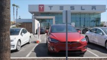 Tesla reprend 2 millions de véhicules après un problème de pilote automatique
