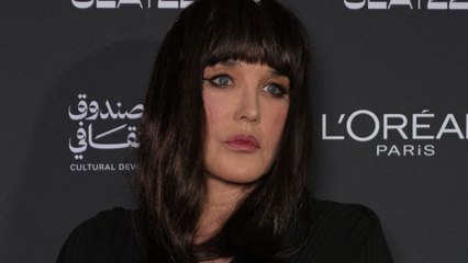 Download Video: Isabelle Adjani condamnée à deux ans de prison avec sursis et 250 000 euros d’amende pour fraude fiscale