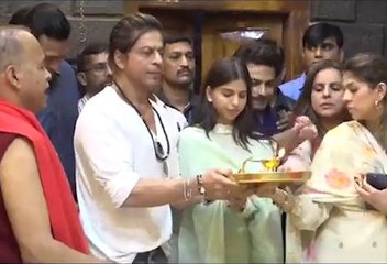 সুহানার হাত ধরে সাঁই দর্শনে শাহরুখ, কী চাইলেন ঈশ্বরের কাছে?