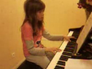 charlene mais au piano cette fois