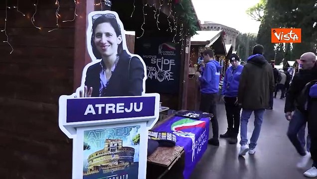 Atreju 2023, il cartonato di Elly Schlein alla kermesse di FdI