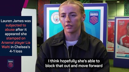 Kelly hopes James can 'block out' the negative abuse online