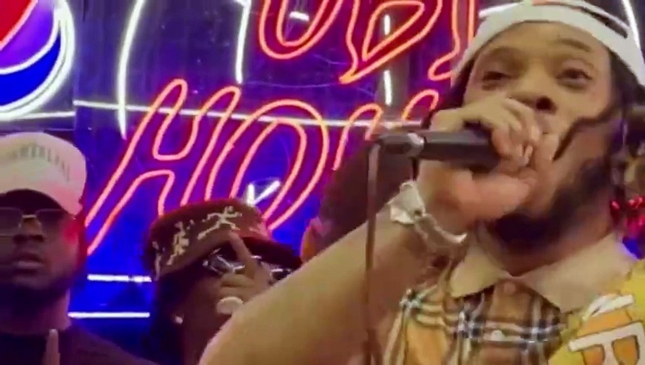 Wizkid and Poco Lee Vibe With Fans